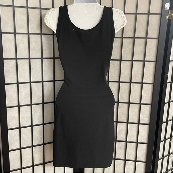 Ellie and Kate, ladies sleeveless mini dress size large (NWT) - Picture 5 of 7